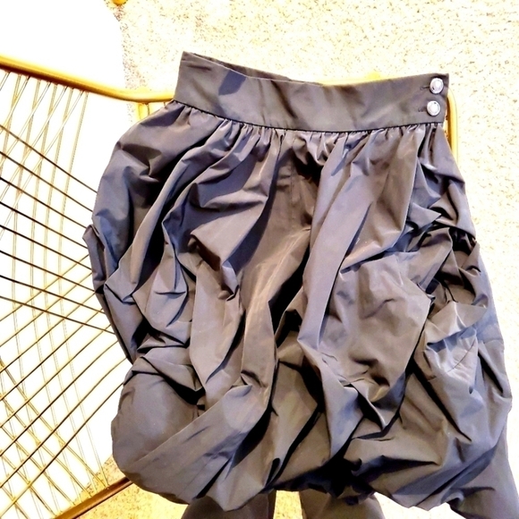 bebe | Tara Ballon Skirt - Picture 4 of 4